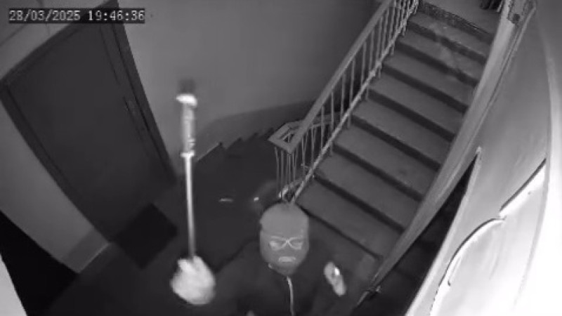 Суд арестовал на 15 суток казахстанца, угрожавшего жене расчленением