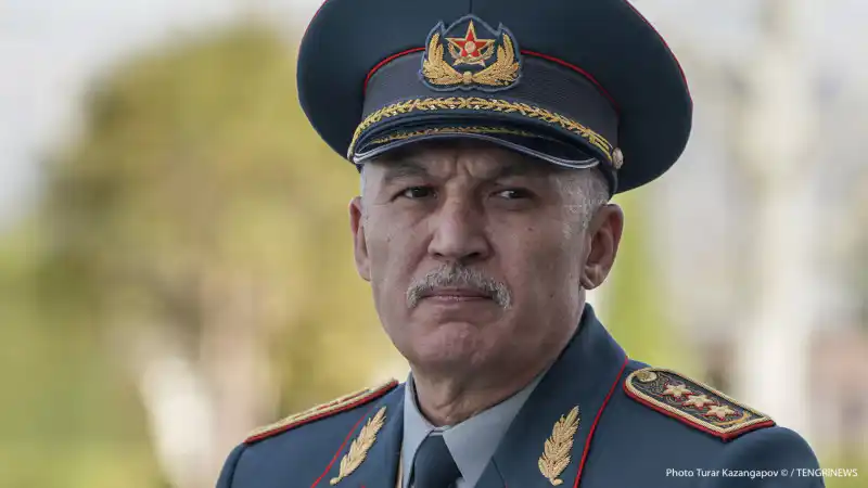 В тени слухов: экс-министр попал в ловушку фейков и уголовных дел Уральске