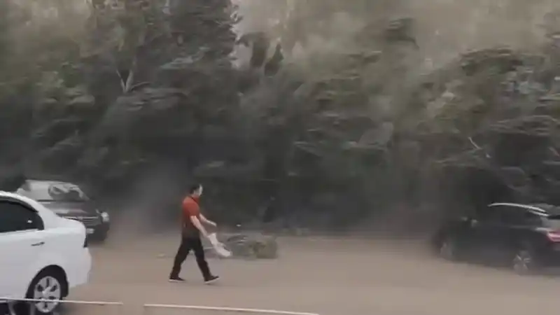 Как ураган спасает и угрожает жизни в Казахстане? Уральске