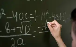 Министр призвал учителей отдыхать, а не подрабатывать летом