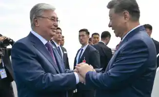 На крыльях дружбы: Токаев и Си Цзиньпин — прощание, как полет в новую эру