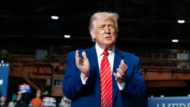 Танцы на TikTok: Трамп ведет переговоры с потенциальными магнатами для американского ритма Уральске