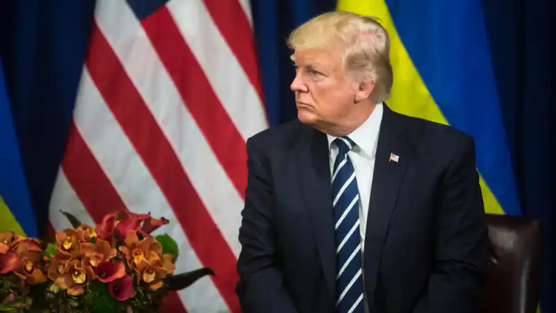 Трамп прекращает финансирование Украины: возможные последствия для конфликта и международных отношений Уральске