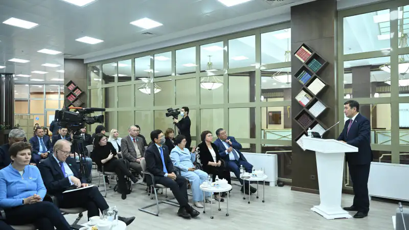 Общественная палата как мост: Ерлан Кошанов соединяет идеи Президента и общественные инициативы Уральске