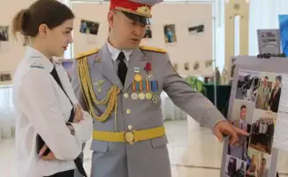 В Павлодаре в Доме дружбы открылась фотовыставка "Герои мирных дней". Мероприятие организовано в рамках информационно-просветительской акции, направленной на повышение правовой грамотности и осведомленности граждан. На выставке представлены фотографии, от