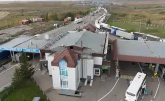 Казахстан: Грузовики из Китая под прицелом на границе
