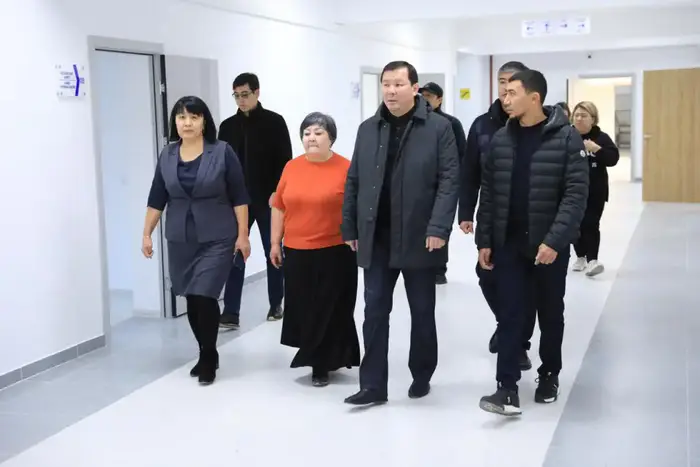 В Актобе завершено строительство пристройки к специальной школе для детей с интеллектуальными нарушениями, что улучшит условия обучения для 150 учеников. Уральске