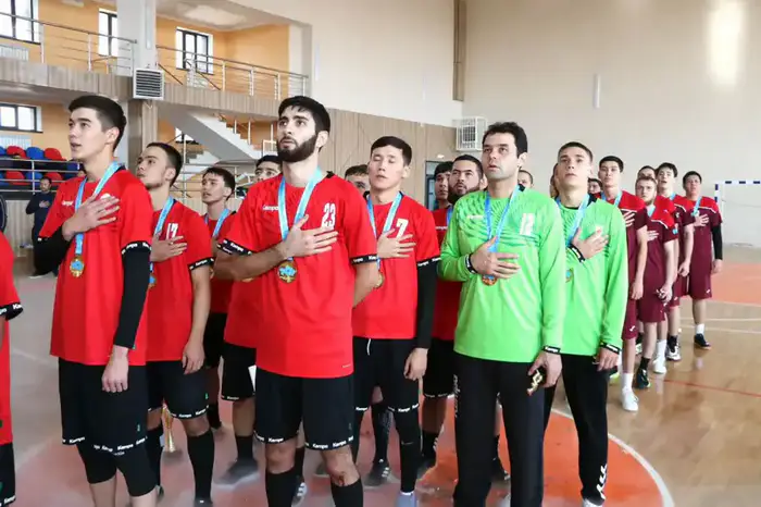 КОМАНДА ТУРКЕСТАНСКОЙ ОБЛАСТИ “ТУРАН” СТАЛА ЧЕМПИОНОМ СТРАНЫ ПО ГАНДБОЛУ (2)