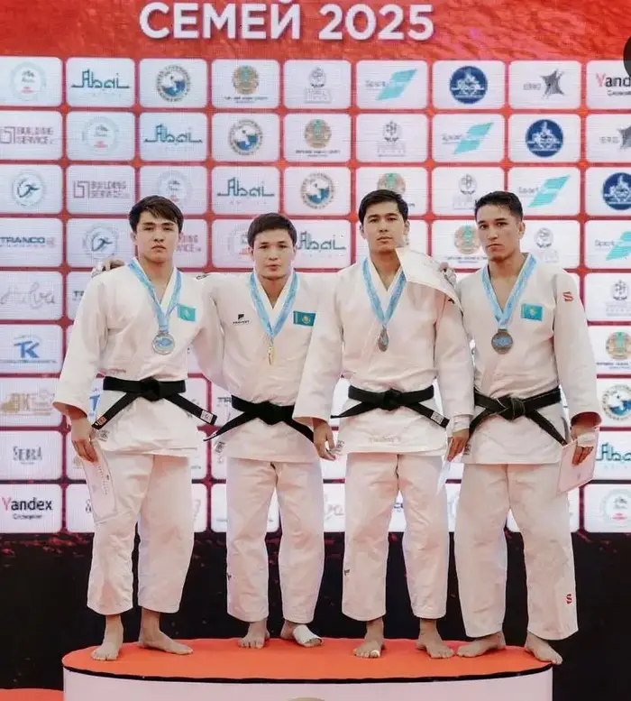 Гвардейцы Казахстана победили на Чемпионате по дзюдо Уральске