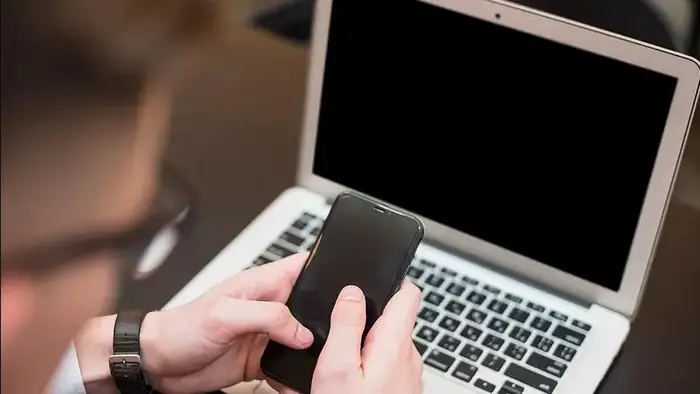 Противостояние теням сети: как полицейские Карагандинской области защищают граждан от онлайн-аферистов Уральске