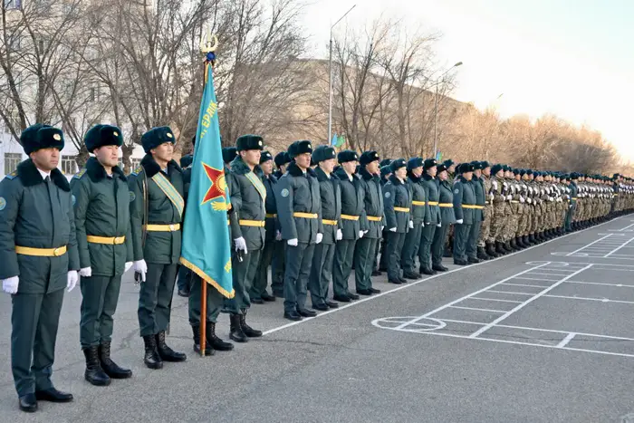 1500 новобранцев десантников Казахстана принесли Военную присягу Уральске