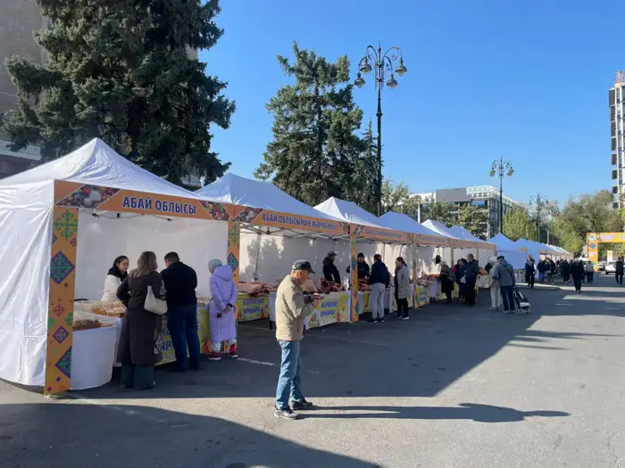 Сельскохозяйственная ярмарка в Алматы: 400 тонн продукции от производителей из 4 областей Уральске