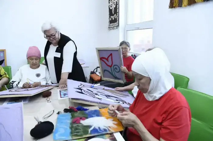 В Астане более 17 тысяч пенсионеров ведут активный образ жизни (2)