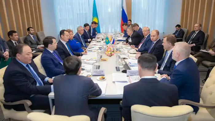 Казахстан и Россия обсудили ключевые вопросы сотрудничества на заседании Межправкомиссии (5)