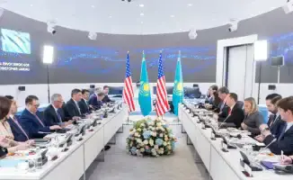 Встреча Трампа и Рубио с премьером Казахстана: Серджио Гор и Олжас Бектенов обсуждают сотрудничество США и Центральной Азии