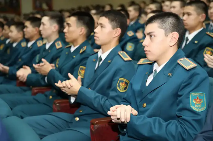 Наука и армия: кто стоит на страже знаний? Уральске