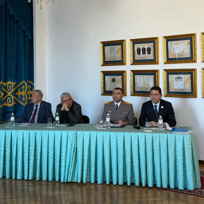 В Алматы представили подлинные документы, связанные с жизнью и деятельностью Бауыржана Момышулы (7)