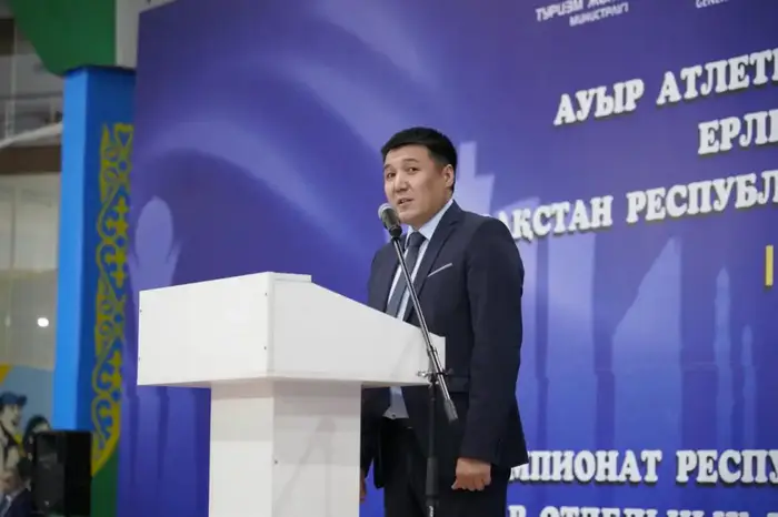 Тяжелая атлетика: битва титанов в сердце Астаны Уральске