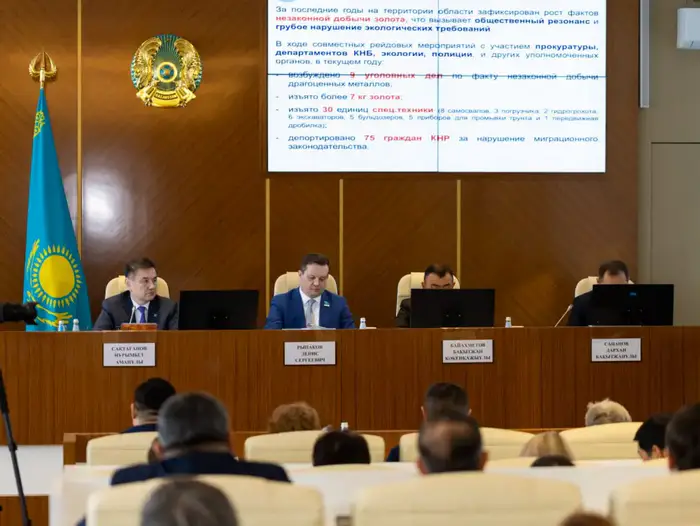 Заседание акимата ВКО: вопросы АПК и интернета Уральске
