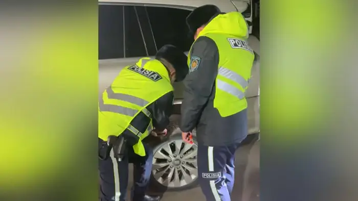 Полиция оказала содействие водителям в области Жетысу Уральске