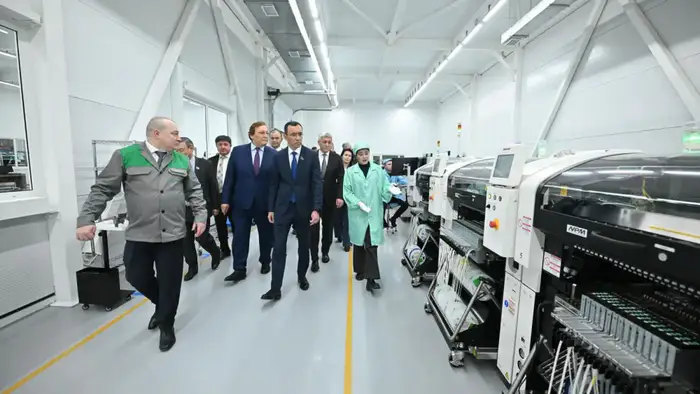 Караганда: Сенатор и рабочие — вместе к успеху! Уральске