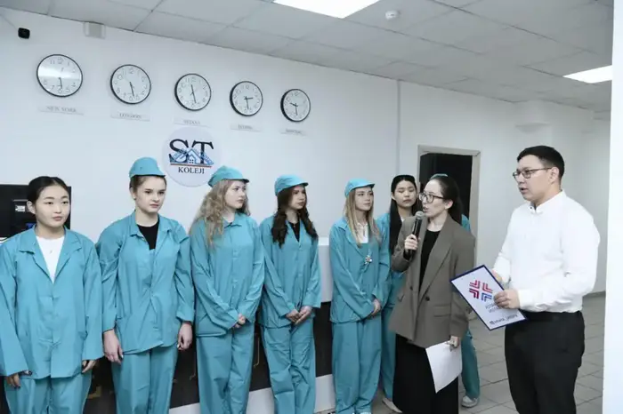 В Астане прошел конкурс «Үздік тазалаушы-2025» среди студентов колледжа (6)