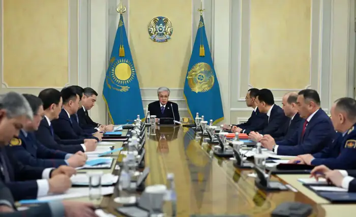 Президент провел заседание Совета Безопасности для обсуждения устойчивости энергетической системы Уральске