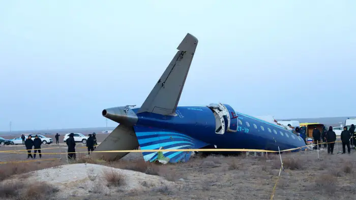 Расследование крушения самолёта AZAL в Актау: Заместитель премьер-министра Канат Бозумбаев о ходе работы Уральске