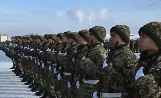 Принятие Военной присяги 600 солдат в Конаеве и Усть-Каменогорске: шаг к укреплению обороноспособности региона