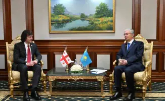 Токаев и Кобахидзе: дипломатические ноты на форуме в Ашхабаде