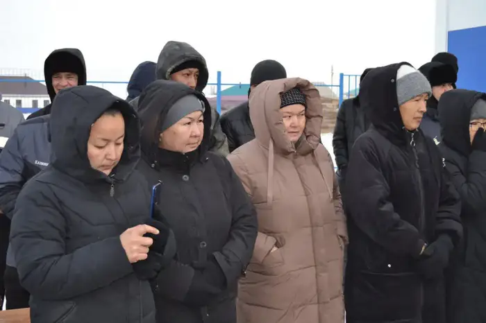 В Шалкарском районе в один день открылись два новых спортивных комплекса (3)