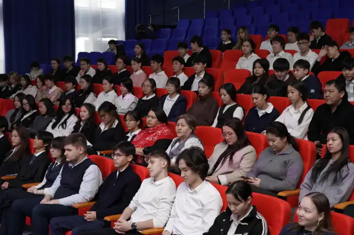 Финансовая грамотность молодежи: в Астане прошла игра «Qarzhy Saqshysy» для студентов и школьников Уральске