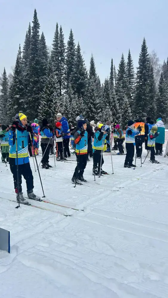 Рождественская лыжная гонка в Риддере собрала более 280 спортсменов Уральске