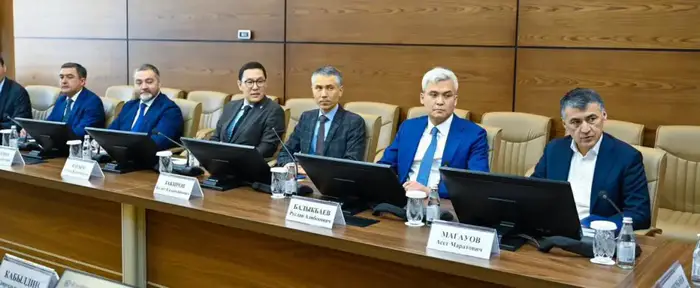 Казахстан и КазМунайГаз обсудили стратегии привлечения инвестиций в энергетический сектор Уральске