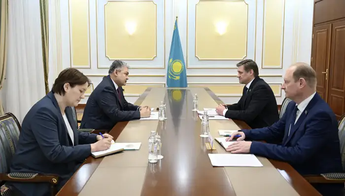 Министр иностранных дел Казахстана принял Посла Беларуси Уральске