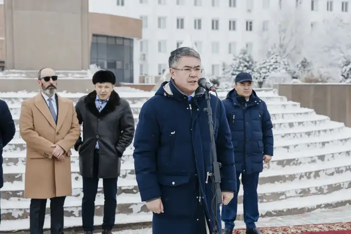 В Атырау пополнился автопарк службы скорой помощи Уральске