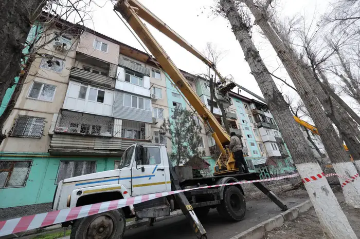 Инспекция Ербола Карашукеева по ликвидации последствий пожара в Таразе Уральске