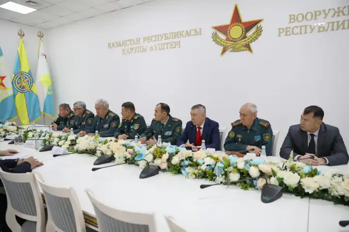 В Минобороны обсудили обновление форматов военно-патриотического воспитания молодежи (3)