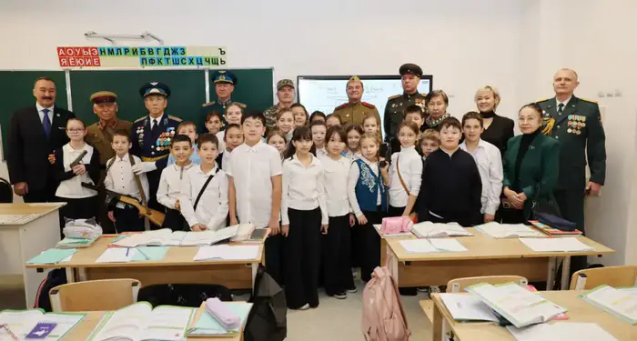 Патриотизм начинается со школы: Национальная гвардия и столичная школа объединились ради памяти героя (6)