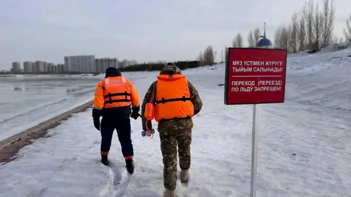 Ледяные аттракционы приостановлены: тепло пришло в Астану! Уральске