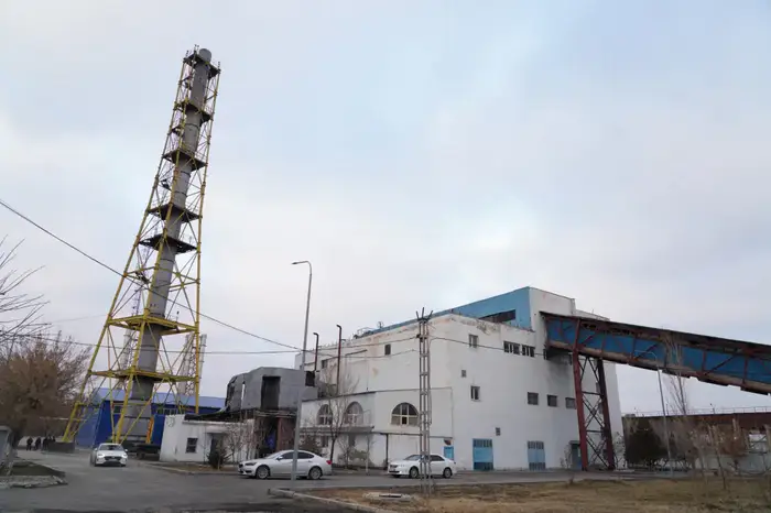 НУРАЛХАН КУШЕРОВ ПРОВЕРИЛ РАБОТУ ТЕПЛОЦЕНТРАЛИ В ТУРКЕСТАНЕ (4)