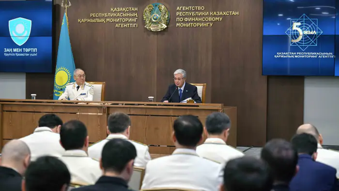 Токаев призвал пересмотреть взаимодействие АФМ с бизнесом и угрожает ответственностью за помехи Уральске
