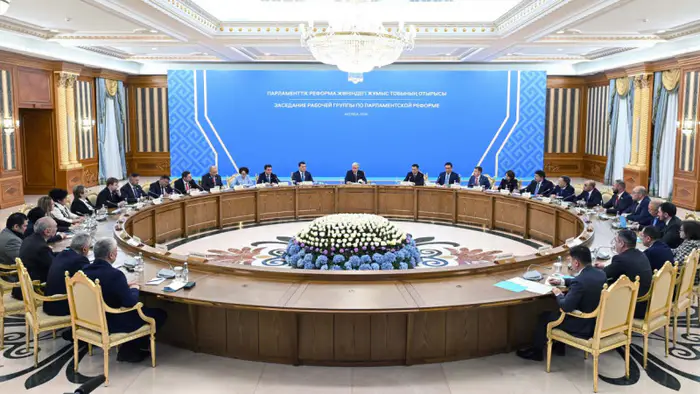 Конституционная реформа в Казахстане: полгода обсуждений и новые цели на заседании рабочей группы Уральске