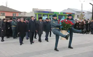 Тараз помнит Динмухамеда Кунаева