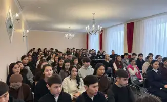Молодежная диалоговая площадка: «Таза Қазақстан — единство и ответственность»