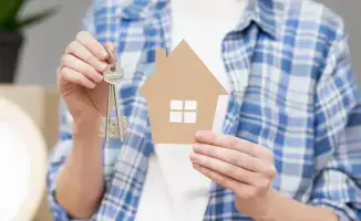 Количество сделок купли-продажи жилья увеличилось на 32,9%
