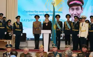 Вдохновляя будущее: Национальная гвардия и школа-лицей №36 зажгли факел памяти Бауыржана Момышулы