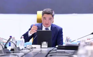 Премьер-министр Олжас Бектенов провел встречу с экономическими экспертами, на которой обсуждались меры по развитию экономики и налоговой реформе. Важным моментом стало объявление о возможности закрытия долгов по налогам без штрафов до 1 апреля.