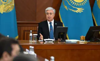 Токаев критикует правительство: социальные последствия неэффективной работы в экономике