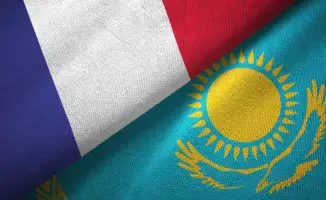 Казахстан и Франция подписали соглашение о передаче нелегальных мигрантов: ратификация Сенатом 22 января